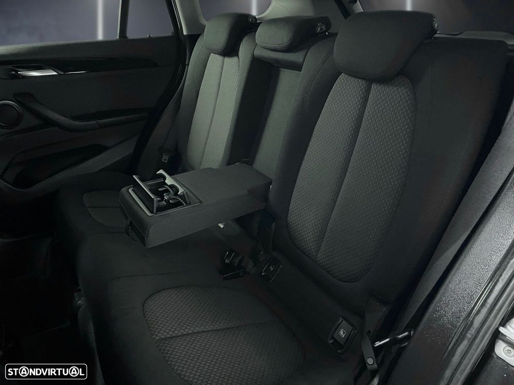 BMW X1 16 d sDrive Advantage - 21