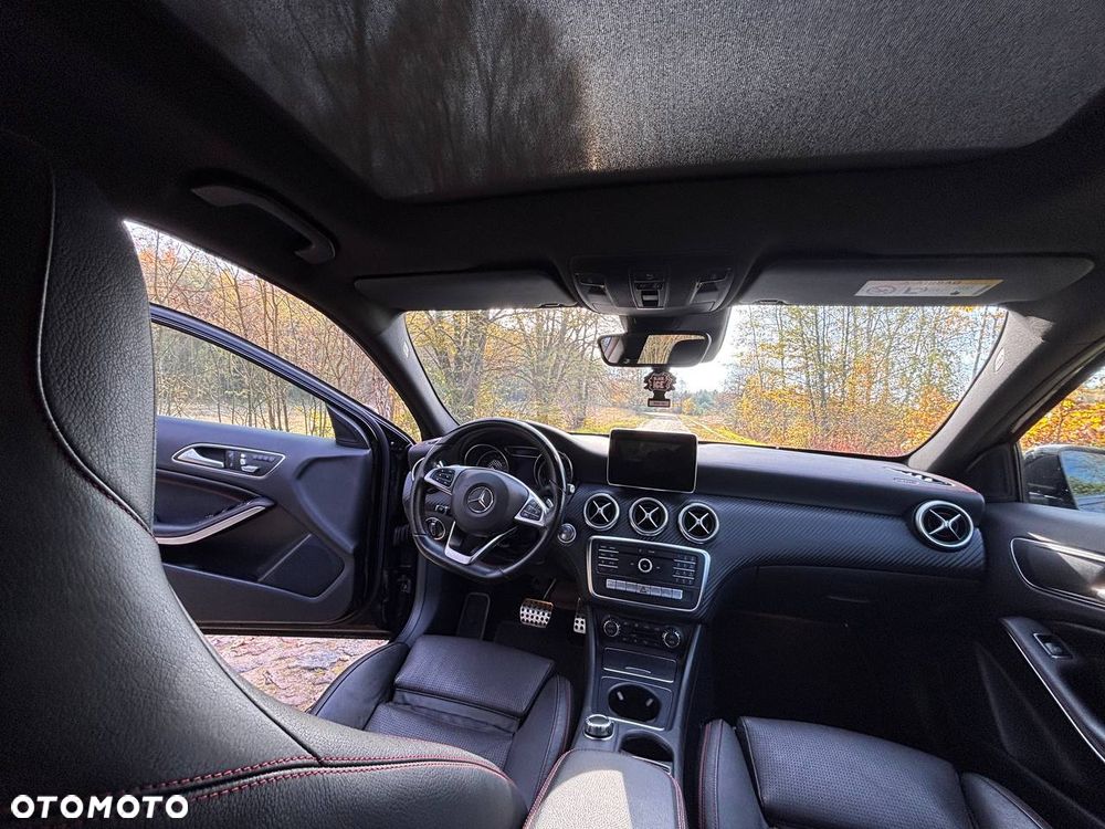 Mercedes-Benz Klasa A 250 4-Matic AMG Line - 24