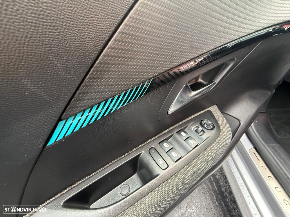 Peugeot 208 PureTech 100 EAT8 Active - 13