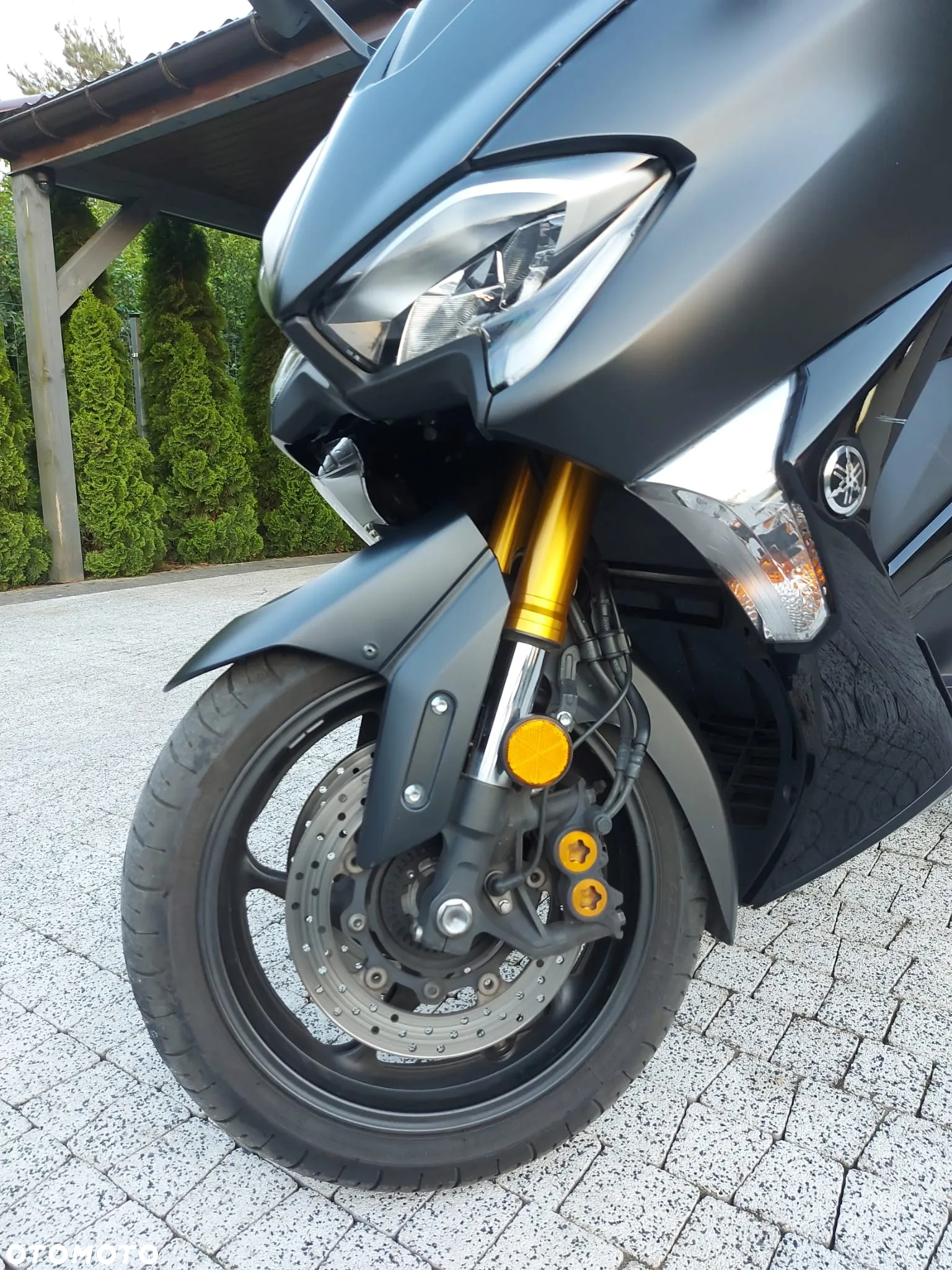 Yamaha Tmax - 24