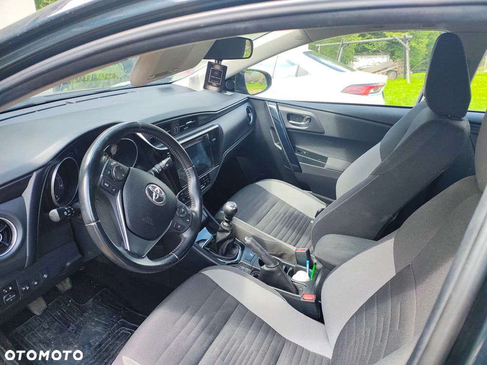 Toyota Auris 1.6 Comfort - 11