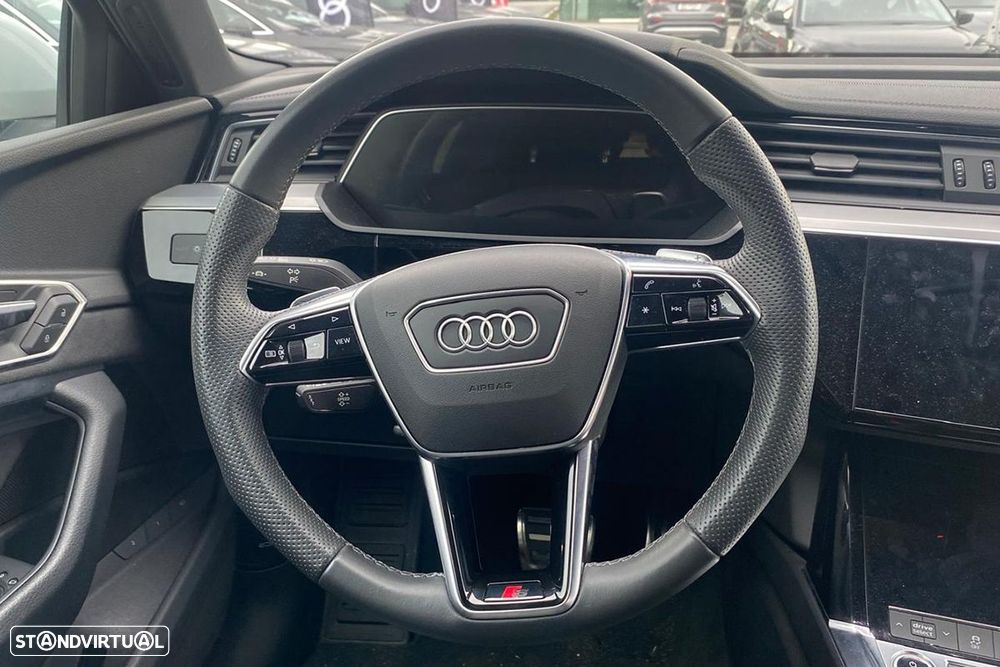 Audi Q8 e-Tron Sportback 50 quattro S line - 9