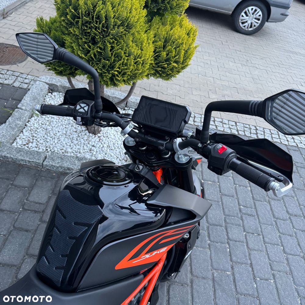 KTM Duke - 11