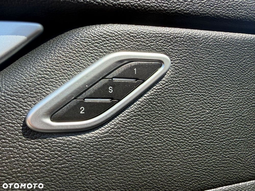 Maserati Levante S Q4 - 24