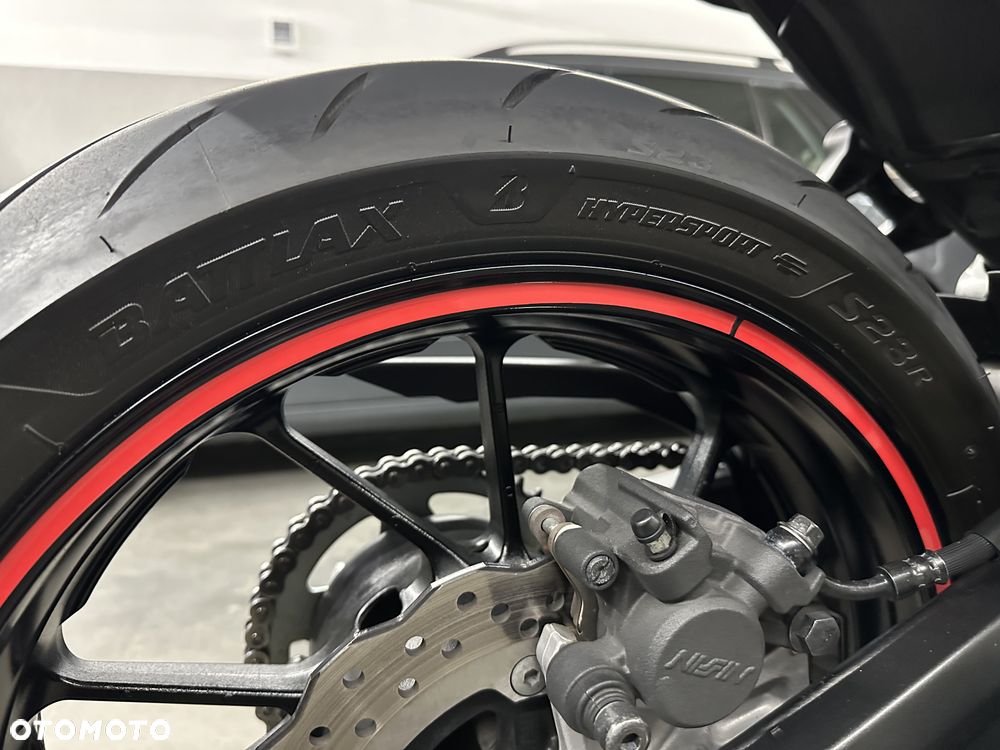 Yamaha MT - 12