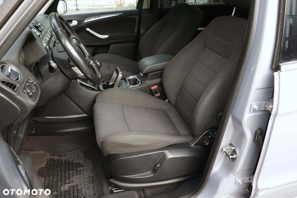 Ford Galaxy 2.0 TDCi Titanium - 19
