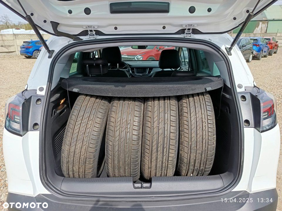 Opel Crossland - 25