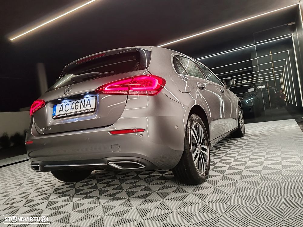 Mercedes-Benz A 250 e Progressive - 13