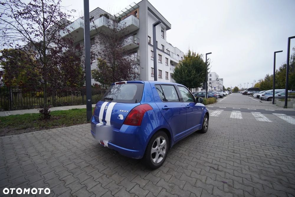 Suzuki Swift - 8