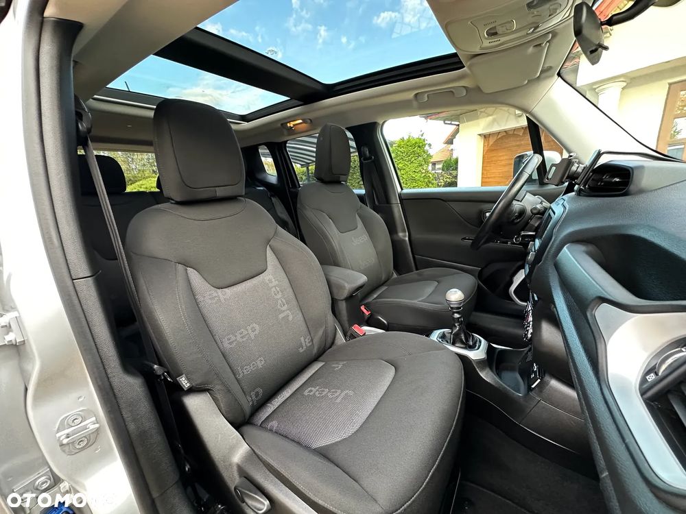 Jeep Renegade 1.4 MultiAir Limited - 23