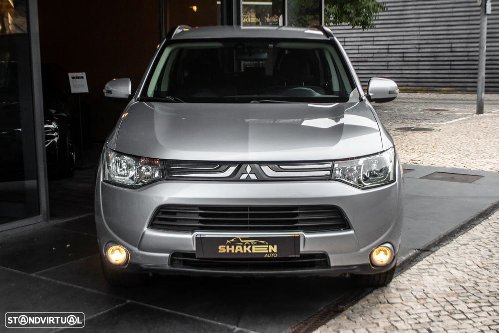 Mitsubishi Outlander 2.2 DI-D Instyle - 7