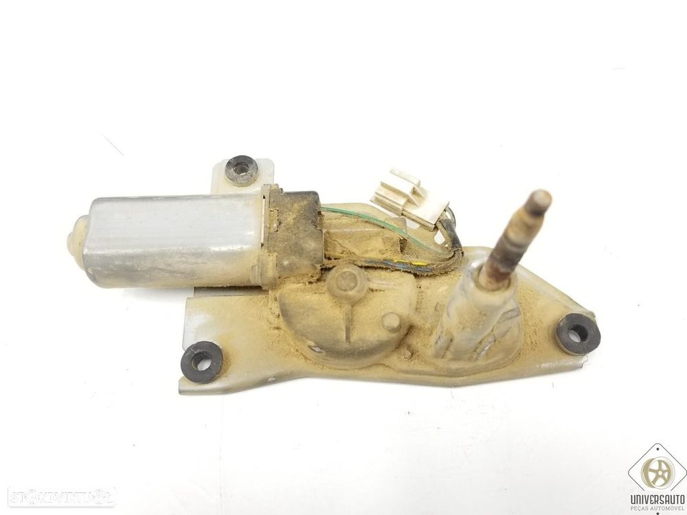 MOTOR LIMPA-VIDROS TRASEIRO MITSUBISHI PAJERO III 2000 - 1