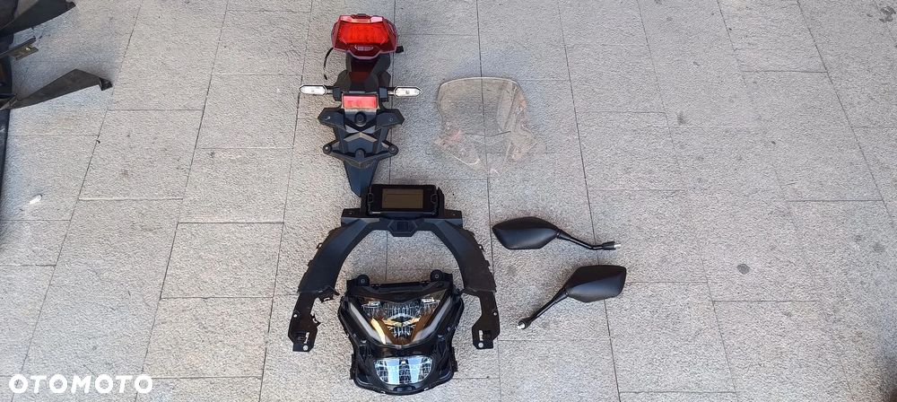 HONDA NC750 X  REFLEKTOR LAMPA PRZÓD LICZNIK ZEGARY WYPEŁNIENIE - 2