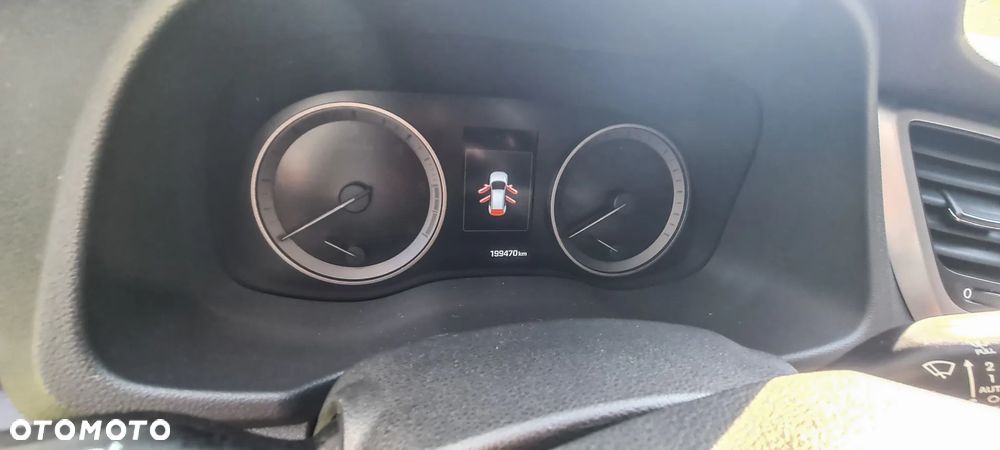 Hyundai Tucson 2.0 CRDI Comfort 4WD - 6