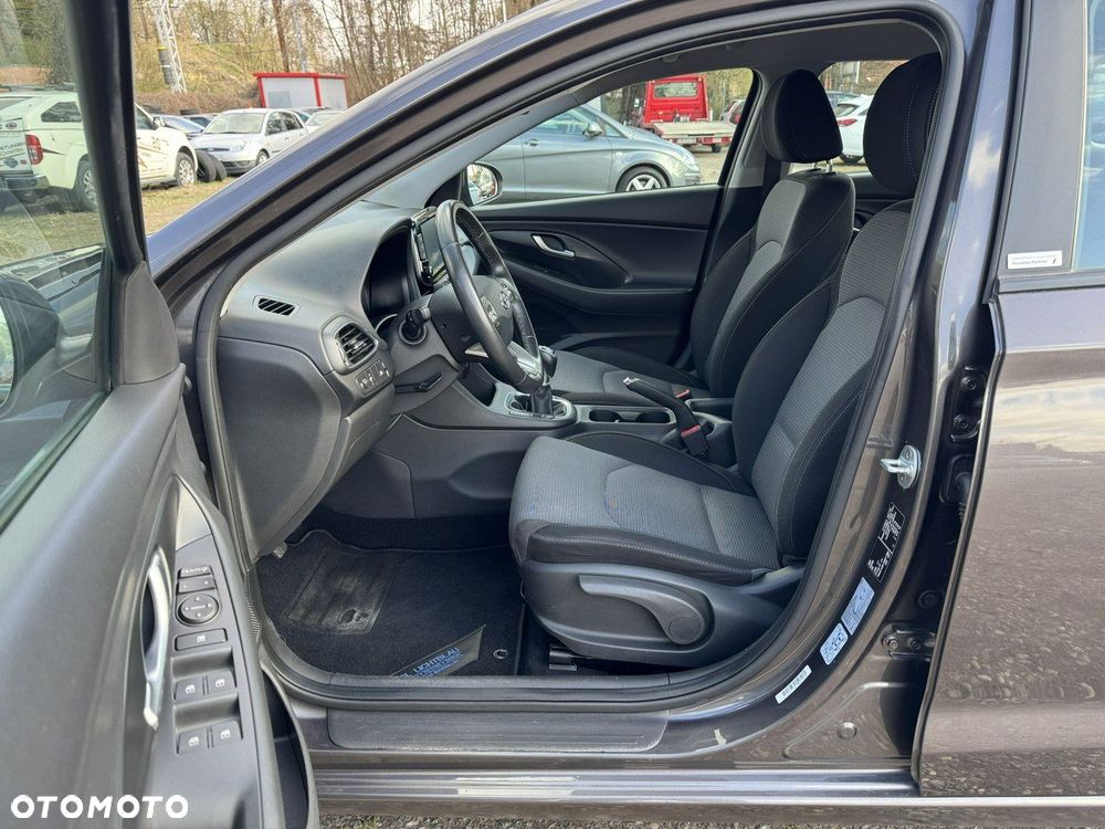 Hyundai i30 - 22