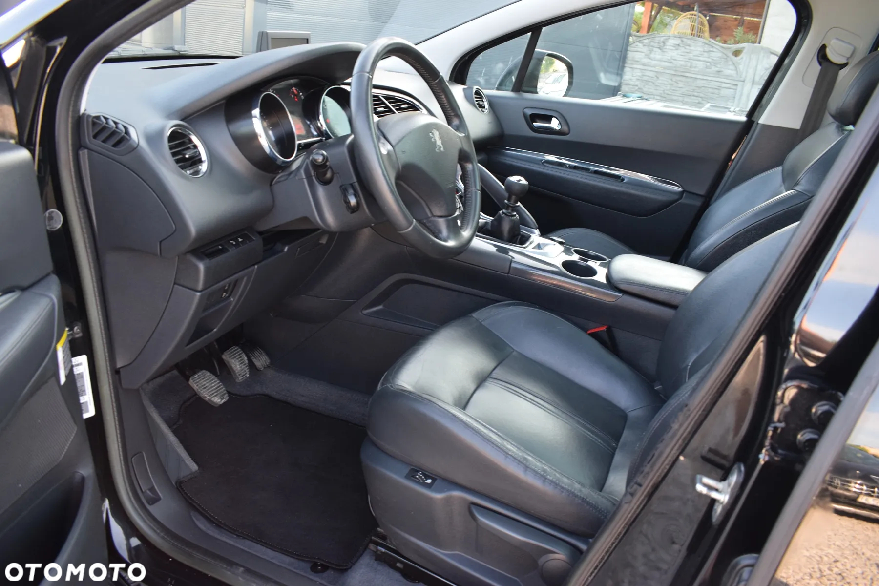 Peugeot 3008 1.6 HDi Premium - 5