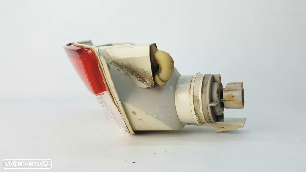 FAROLIM TRASEIRO DIREITO FORD FOCUS BERLINA (CAK) TREND - 8