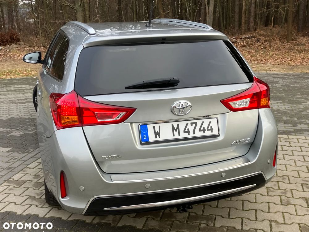 Toyota Auris 2.0 D-4D Executive - 9