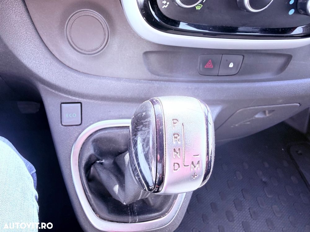 Renault Trafic - 19