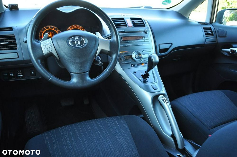 Toyota Auris - 35