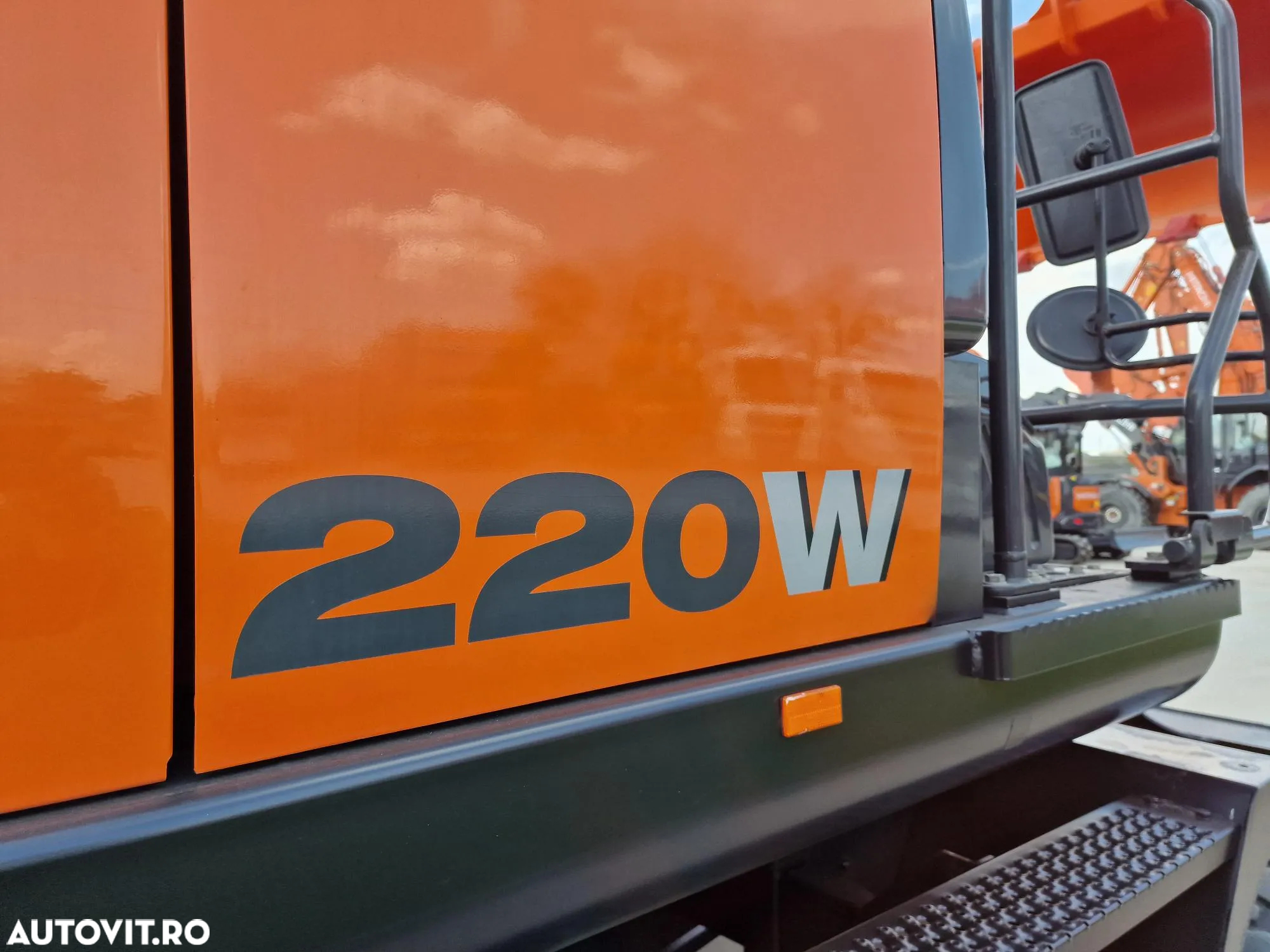Hitachi ZX220W-6, 22tone, 2019, 4.844h, Cupa NOUA 1,3mc, LAMA si CALE, 3 BRATE excavare, Inst picon, a doua inst hidr, Gresare automata, posibilitate leassing 4 ani, CA NOU, PROMOTIE 109.900 EUR+Tva - 14