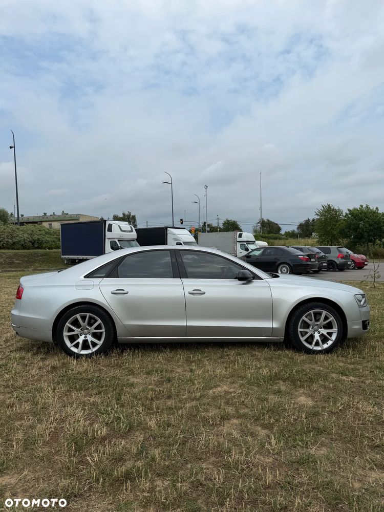 Audi A8 4.2 TDI Quattro - 4