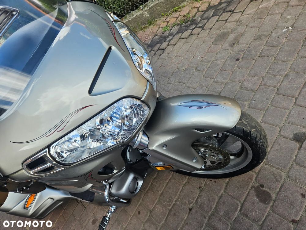 Honda GL - 38