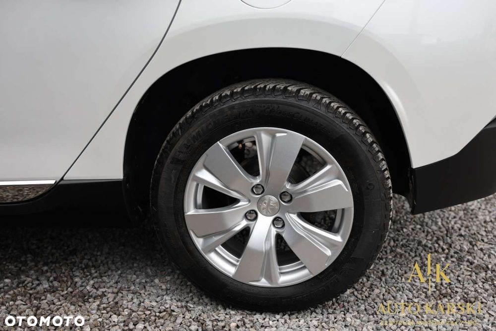 Peugeot 2008 - 13