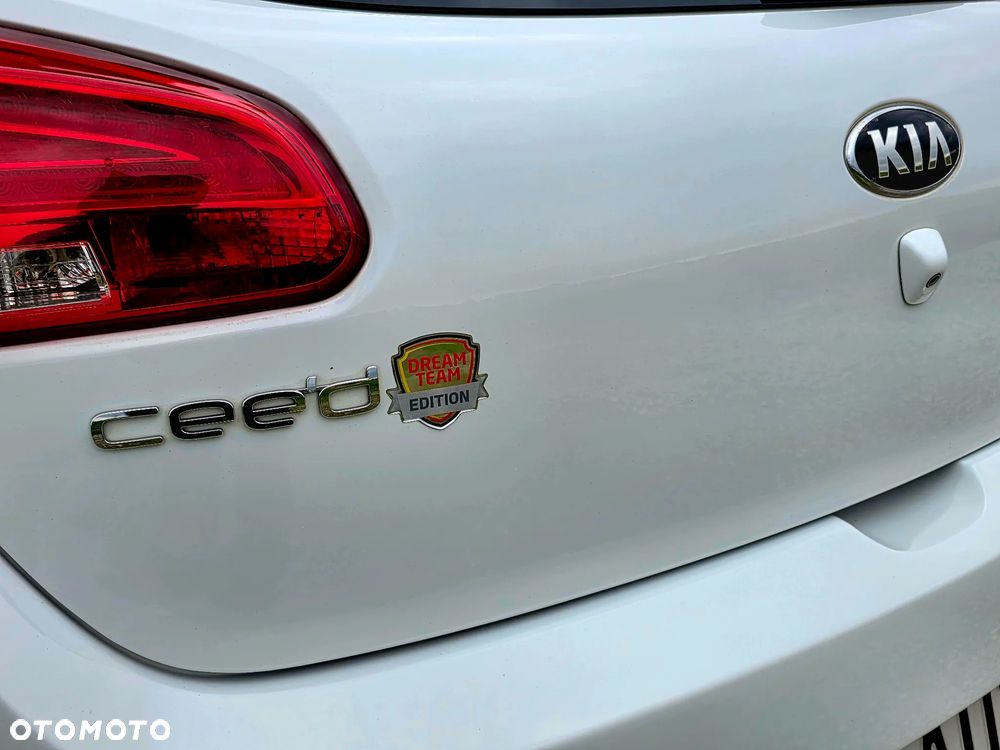 Kia Ceed 1.4 CVVT Dream-Team Edition - 26