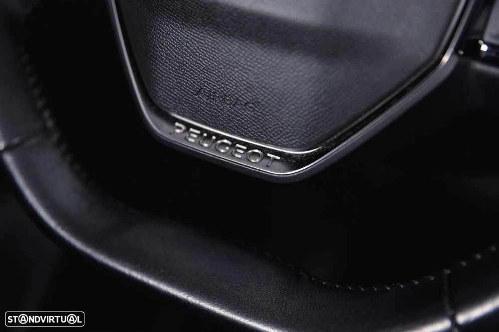 Peugeot e-208 Active Pack - 21