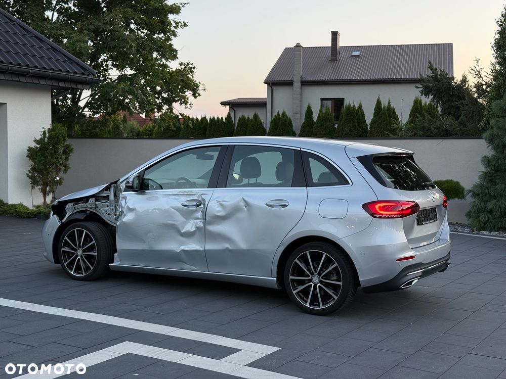Mercedes-Benz Klasa B 220 d 8G-DCT Progressive Advanced - 11