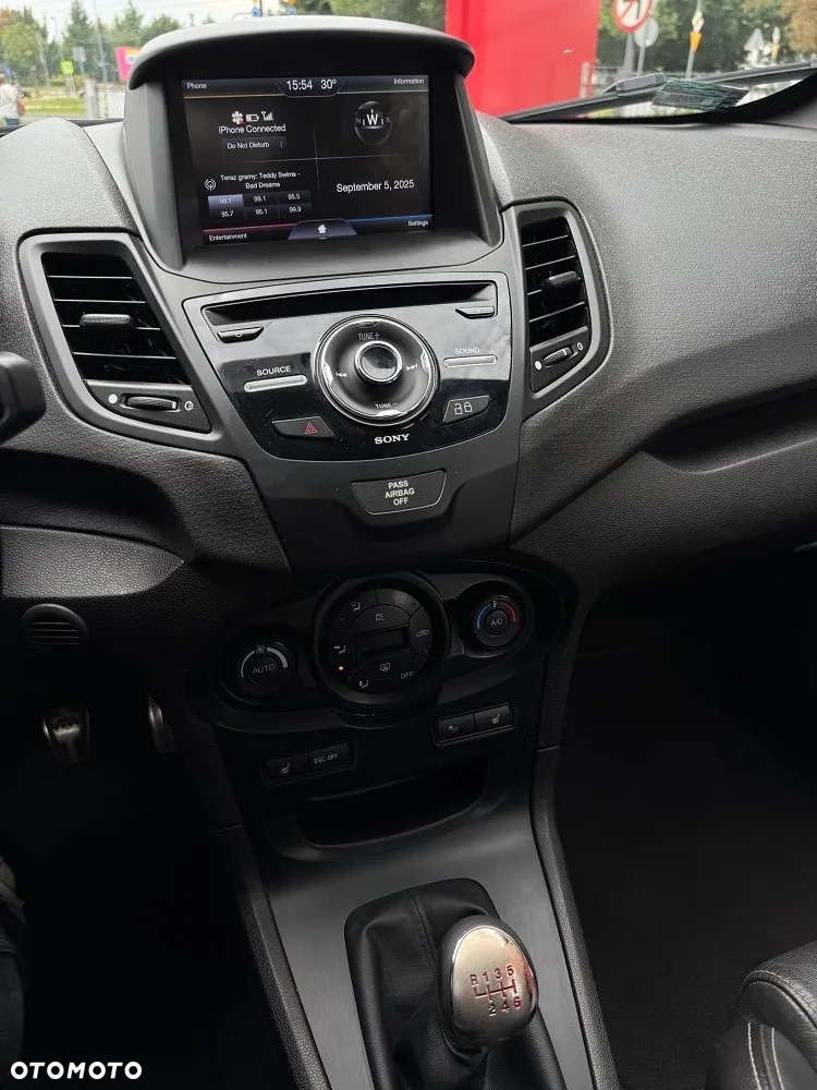 Ford Fiesta 1.6 EcoBoost ST200 - 13