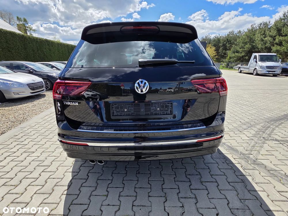 Volkswagen Tiguan 2.0 TDI SCR DSG R-Line - 11