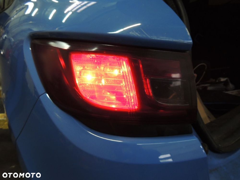 Lampa tył lewa Renault Clio IV '13 900 TCe