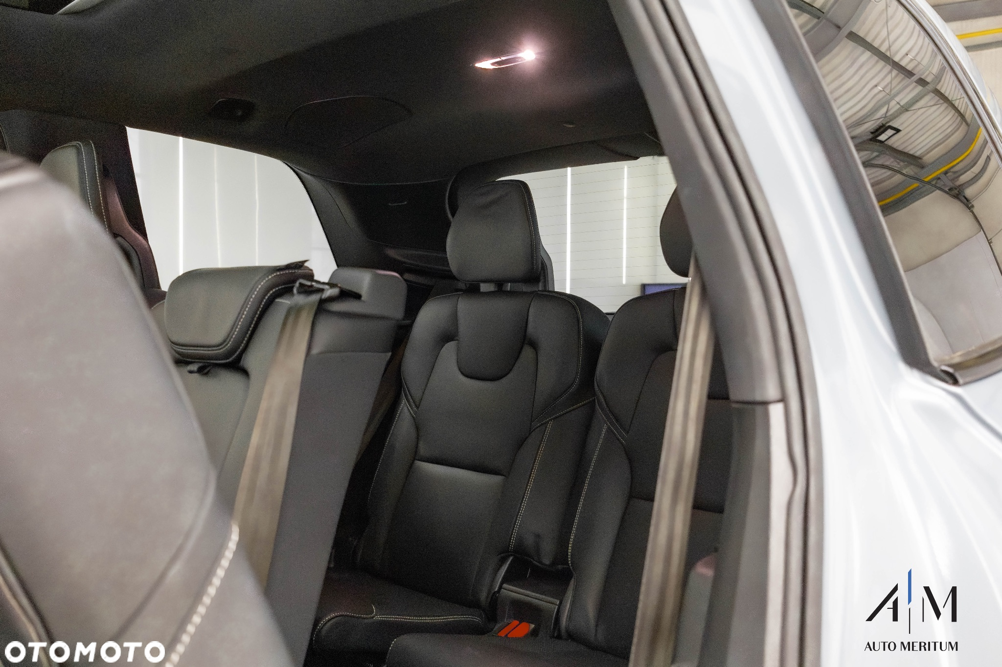 Volvo XC 90 B5 D AWD Ultimate Dark - 32