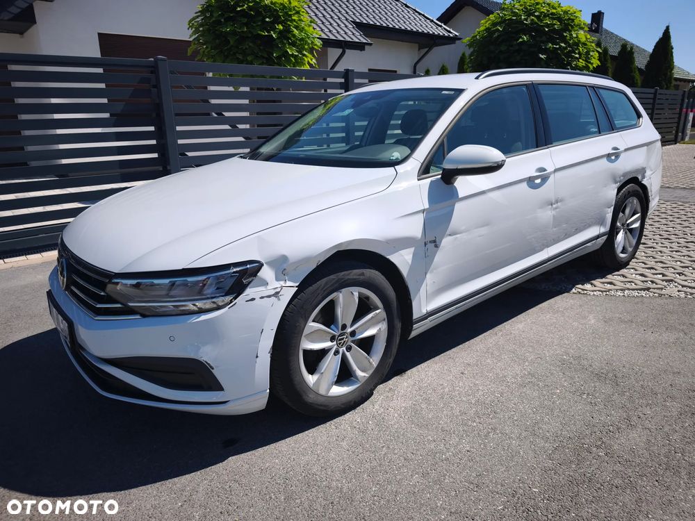 Volkswagen Passat 1.5 TSI OPF DSG Conceptline - 19