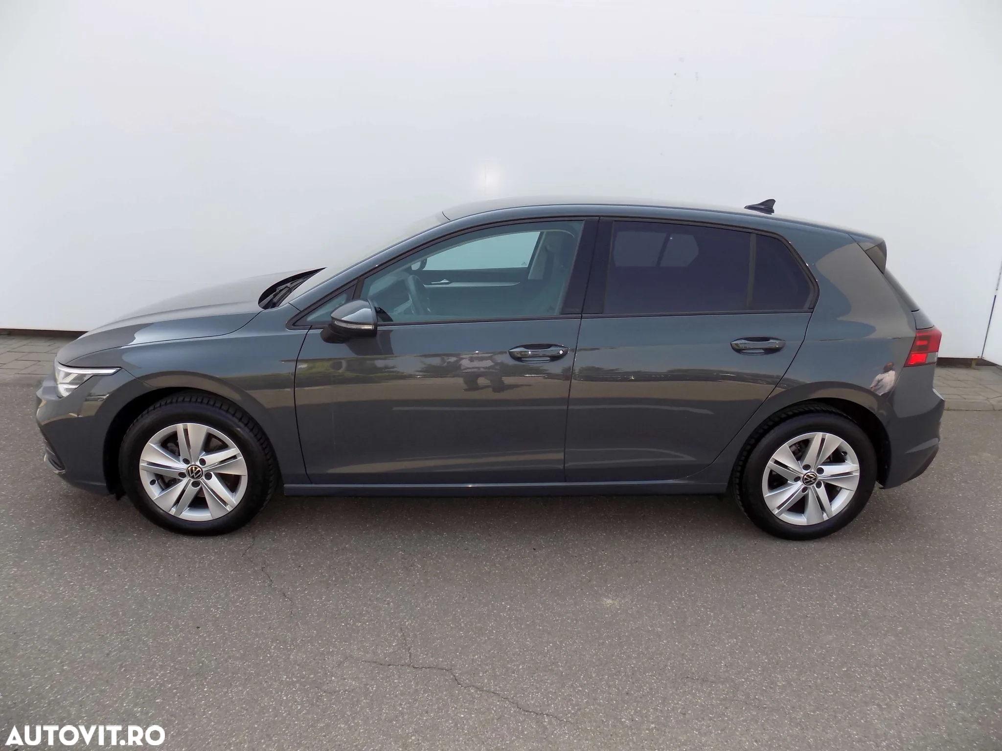 Volkswagen Golf 2.0 TDI DSG Life - 2