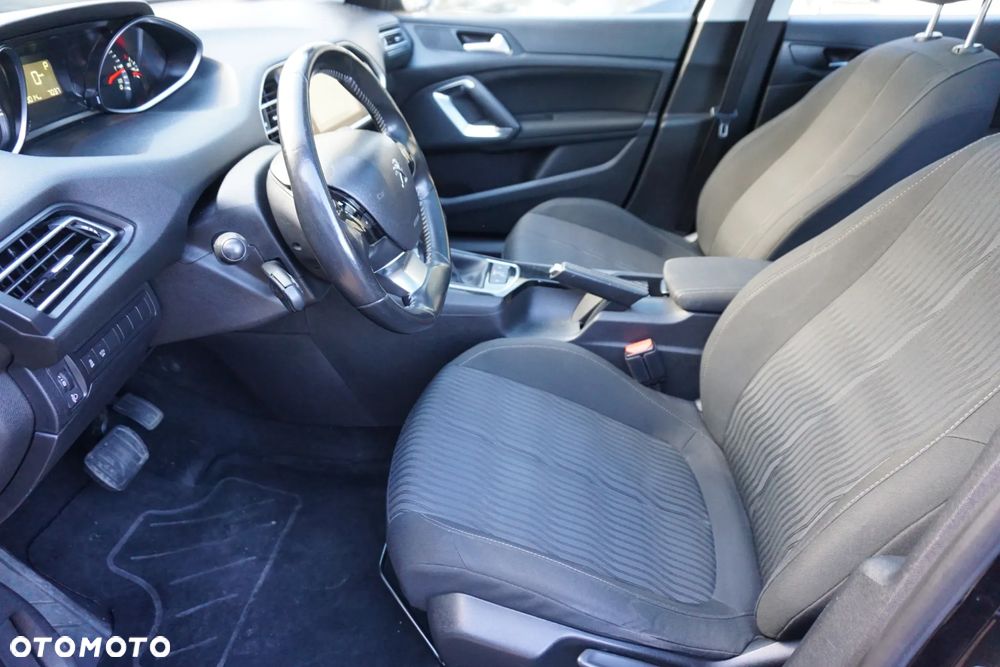 Peugeot 308 BlueHDi 120 EAT6 Stop & Start Allure - 8