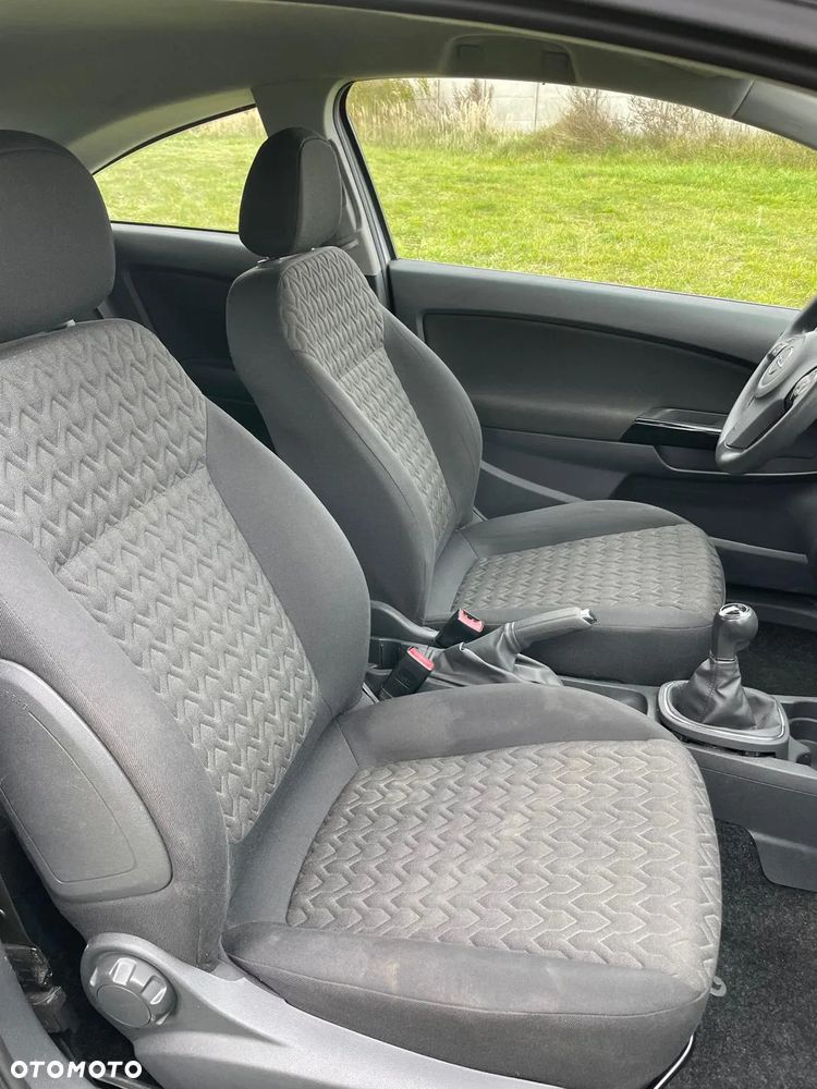 Opel Corsa - 15
