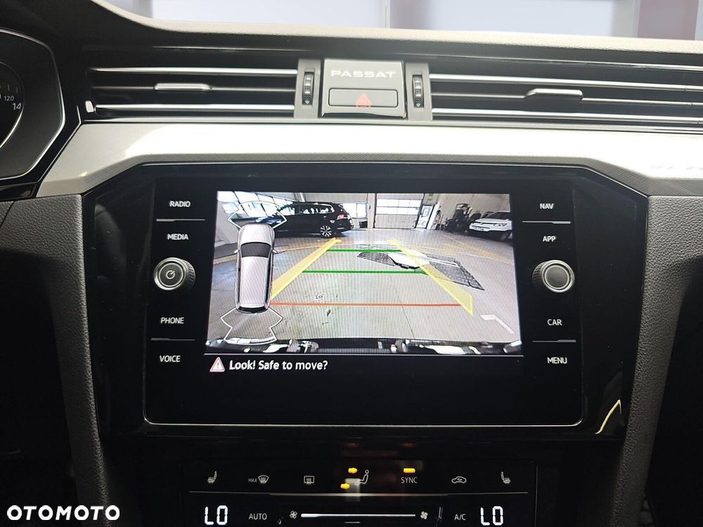 Volkswagen Passat Variant 1.5 TSI EVO Business DSG - 17
