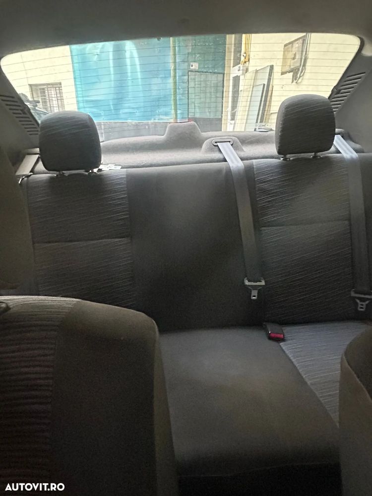 Dacia Logan 1.2 - 11