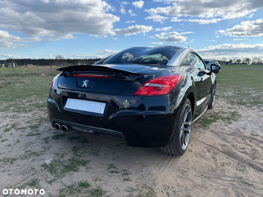 Peugeot RCZ 2.0 HDi FAP 160 Red Carbon - 25