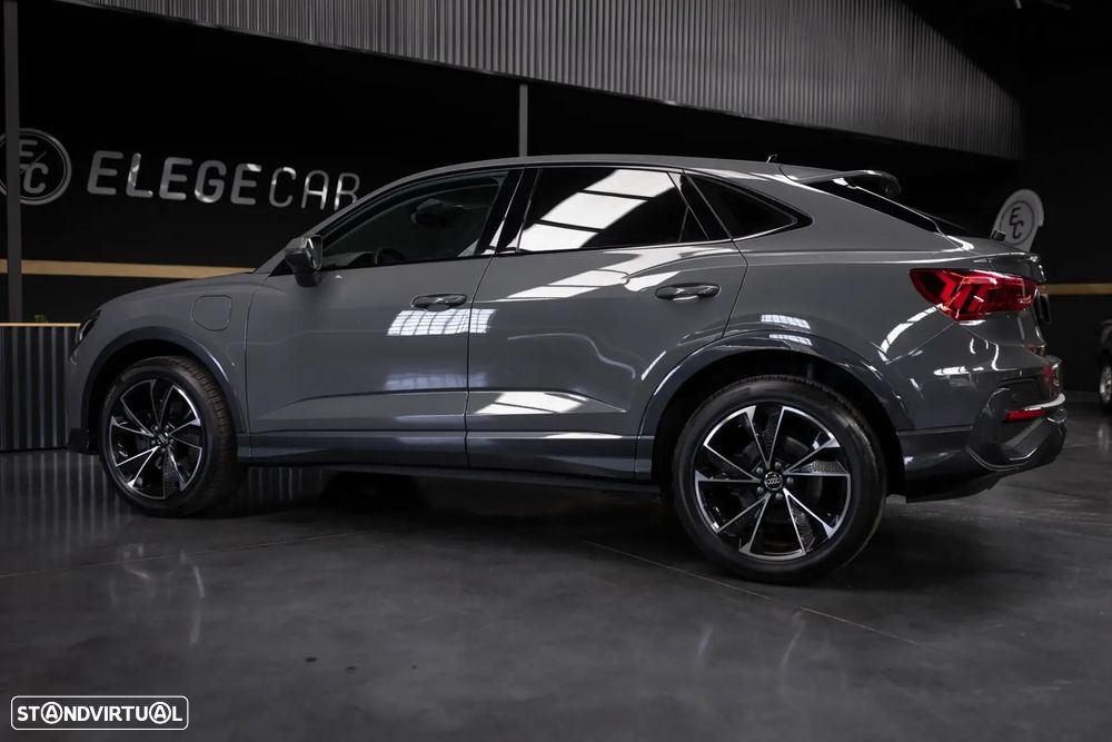 Audi Q3 Sportback 45 TFSIe S tronic - 8
