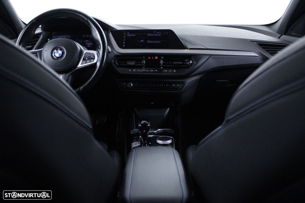 BMW 116 d Pack Desportivo M Auto - 18