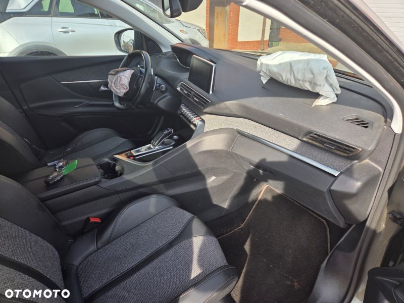 Peugeot 3008 BlueHDi 130 Stop & Start EAT8 Allure - 20