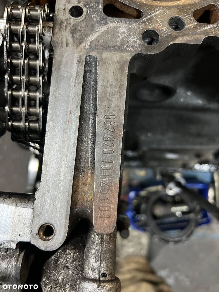 Dół Blok silnika  wał korbowy tłoki - 4