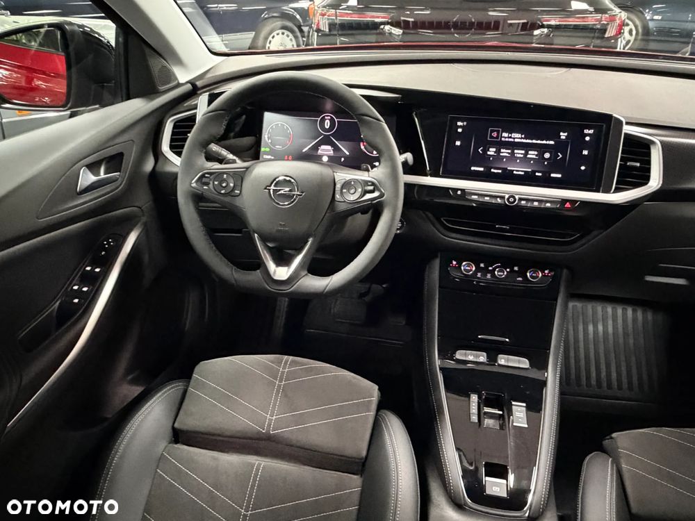 Opel Grandland X 1.2 Start/Stop Automatik Ultimate - 23