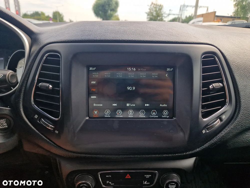 Jeep Compass - 21