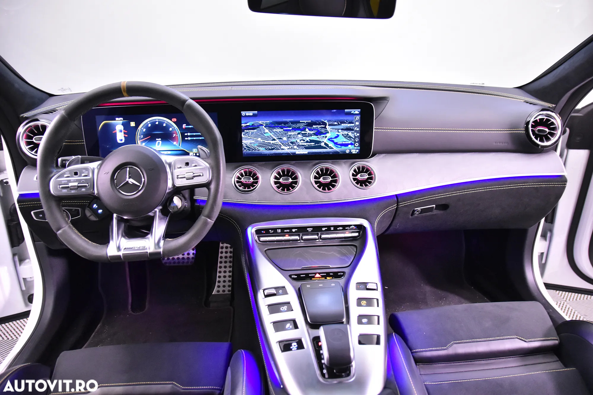 Mercedes-Benz AMG GT 43 4MATIC+ - 9