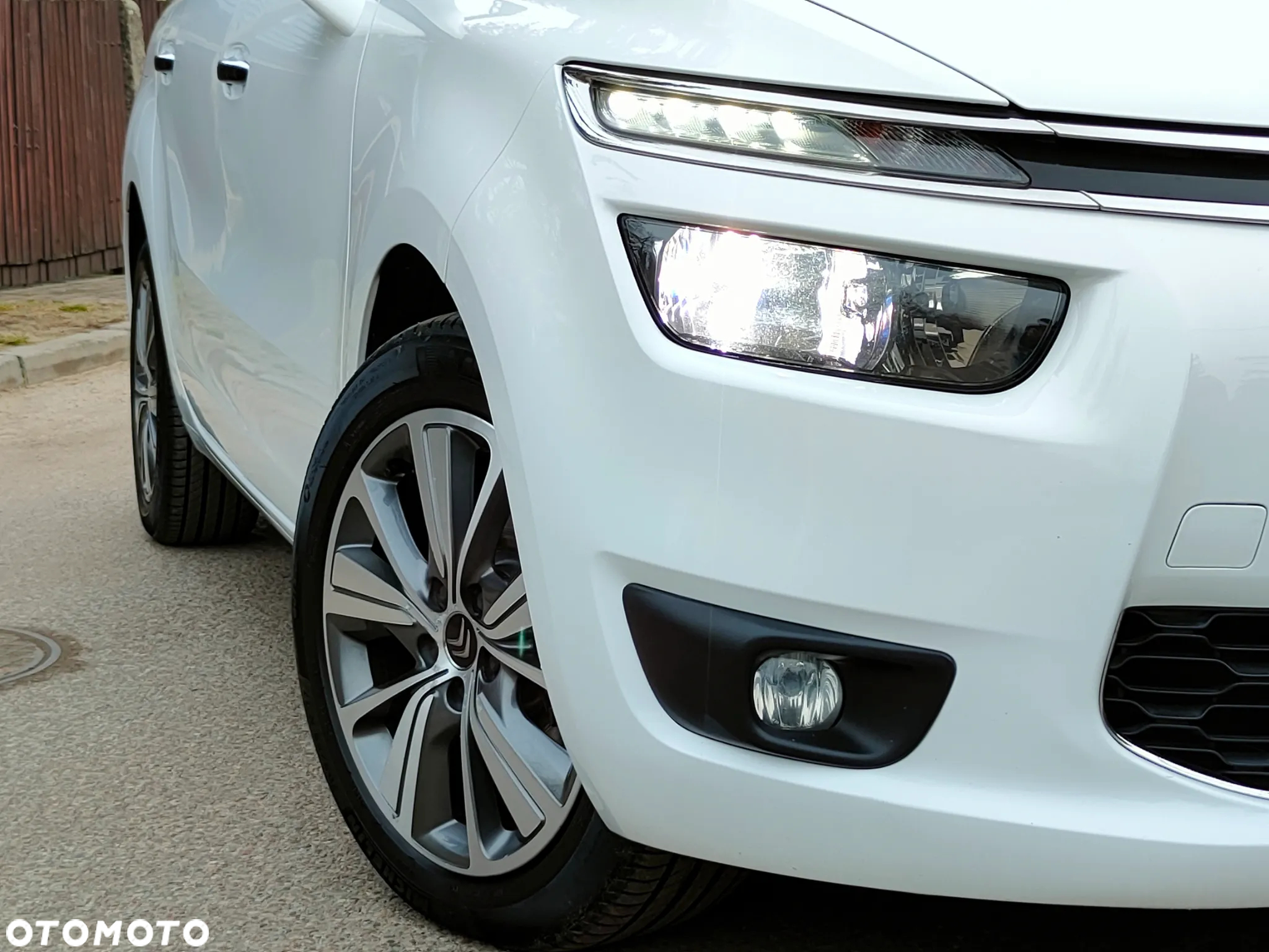 Citroën C4 Picasso BlueHDi 150 SELECTION - 8